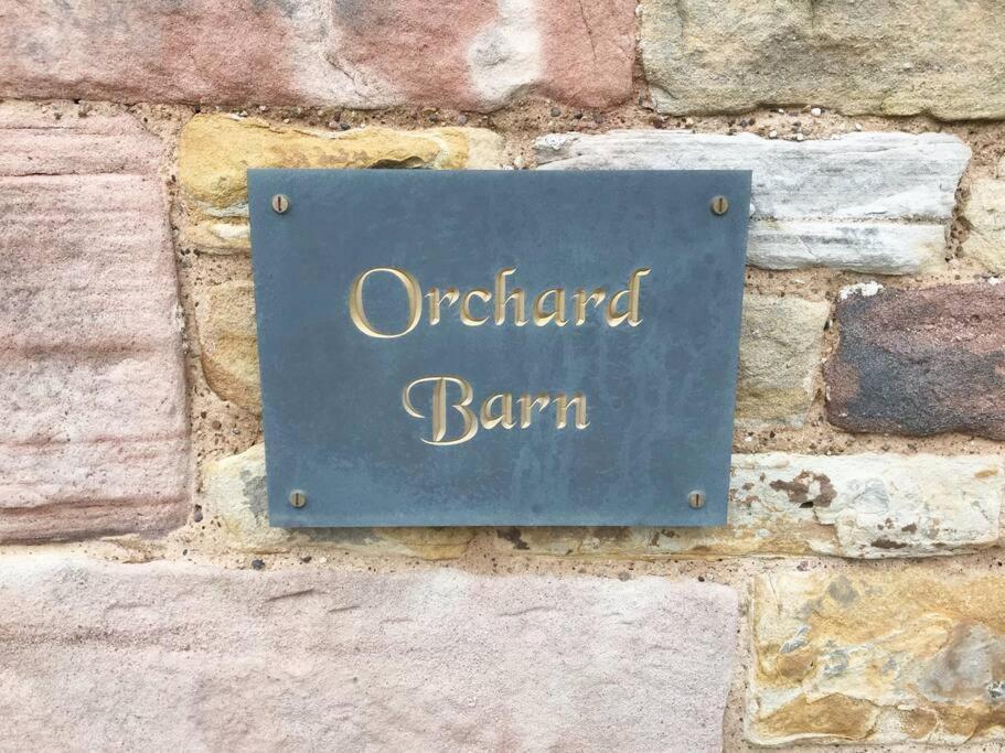 Chic 2 Bed Peak District Cottage Barn Near Alton Towers, Polar Bears, Chatsworth House Leek Eksteriør bilde