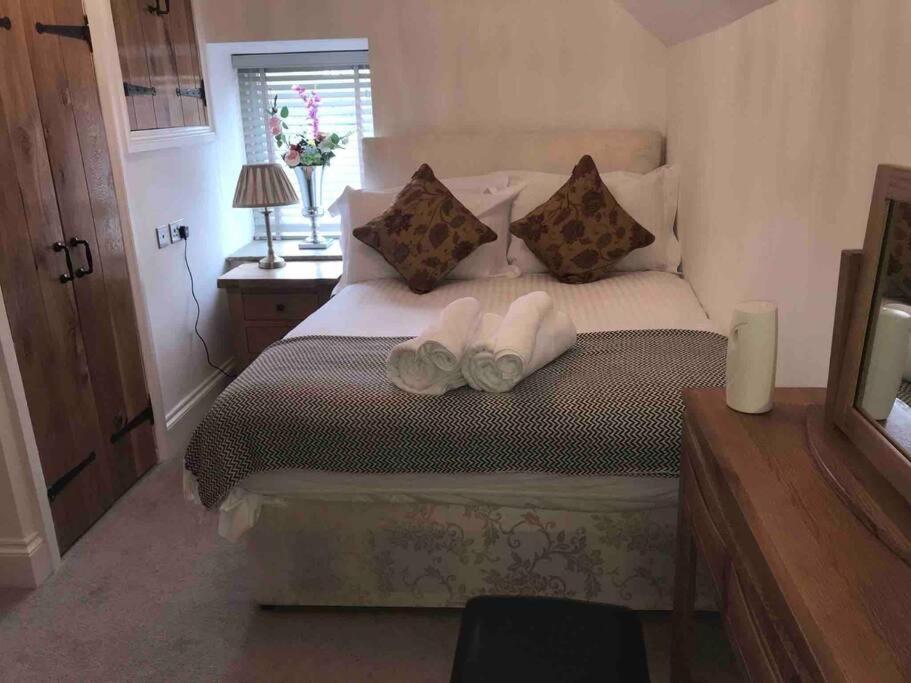 Chic 2 Bed Peak District Cottage Barn Near Alton Towers, Polar Bears, Chatsworth House Leek Eksteriør bilde