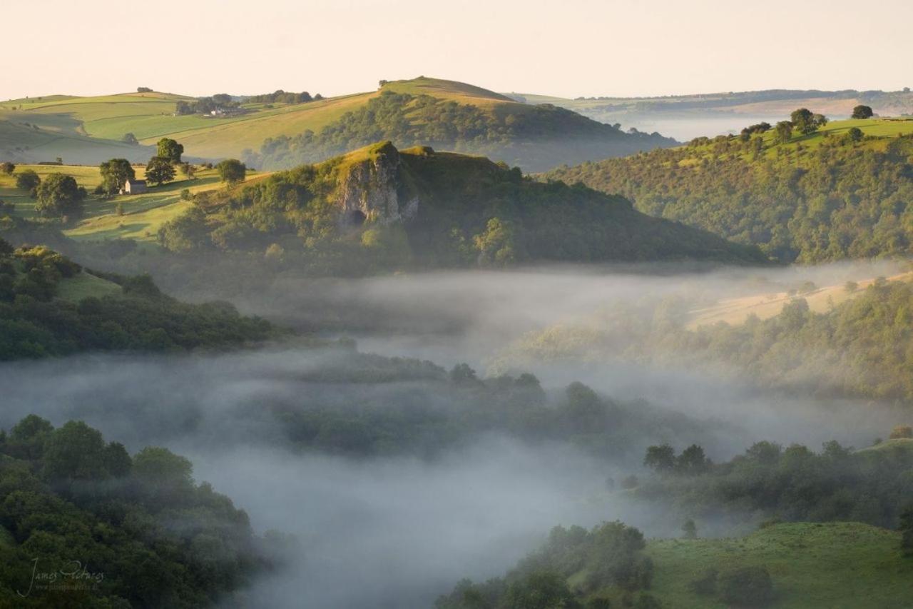 Chic 2 Bed Peak District Cottage Barn Near Alton Towers, Polar Bears, Chatsworth House Leek Eksteriør bilde